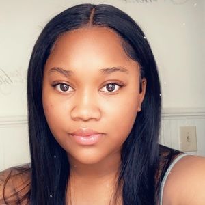 Meet your Posher, Loreal